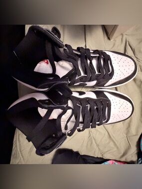 Nike High Top Panda Dunks Women’s